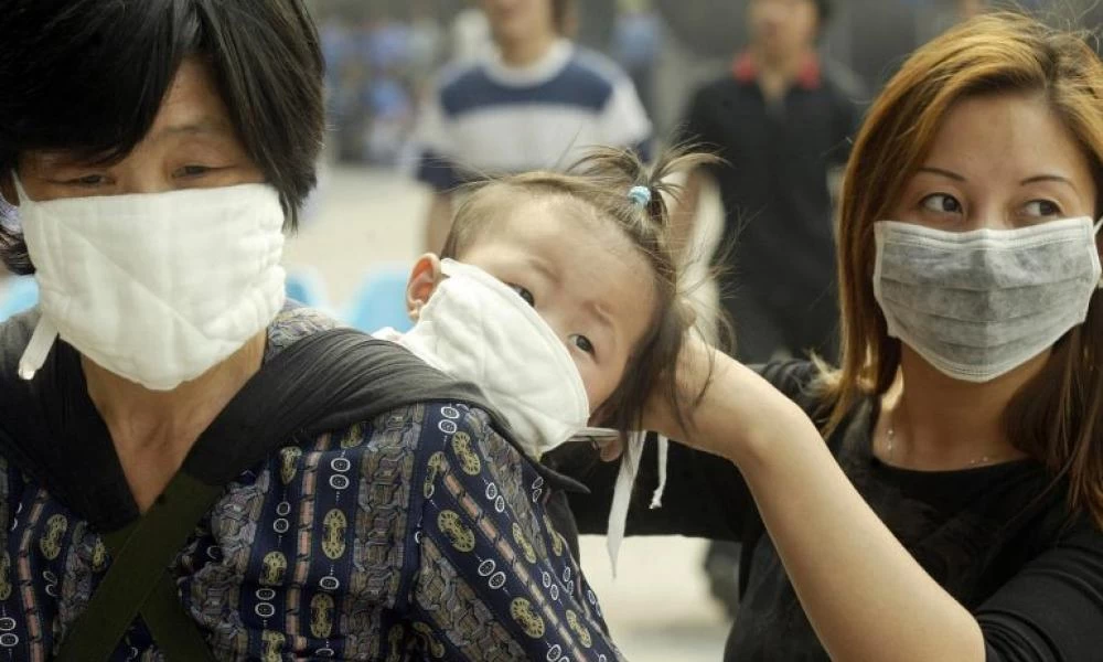 Πόσο απειλείτε η παγκόσμια οικονομία και αν επηρεάζει την Ελλάδα ο νέος κοροναϊός;